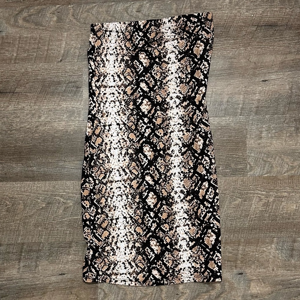Women’s Stretchy Strapless Bodycon Snake Printed Tube Mini Dress - Size Medium